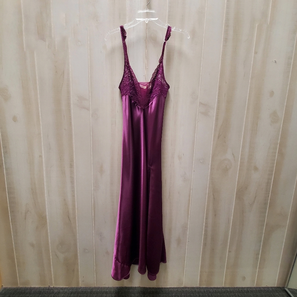 VINTAGE Victoria's Secret Gold Label Plum Slip Night Gown Hi Slit EUC Size XS - Picture 4 of 13